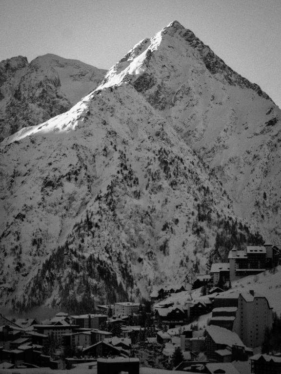 Hotel Turan Les Deux Alpes Ngoại thất bức ảnh