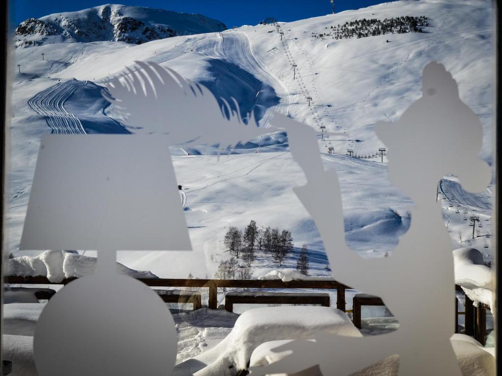 Hotel Turan Les Deux Alpes Ngoại thất bức ảnh