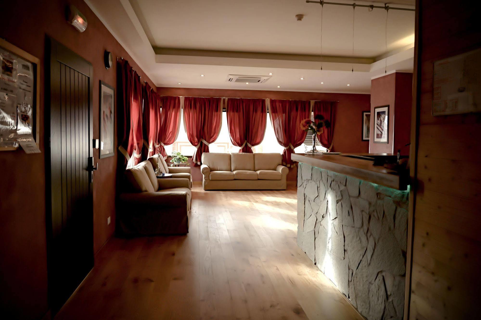 Hotel Turan Les Deux Alpes Ngoại thất bức ảnh